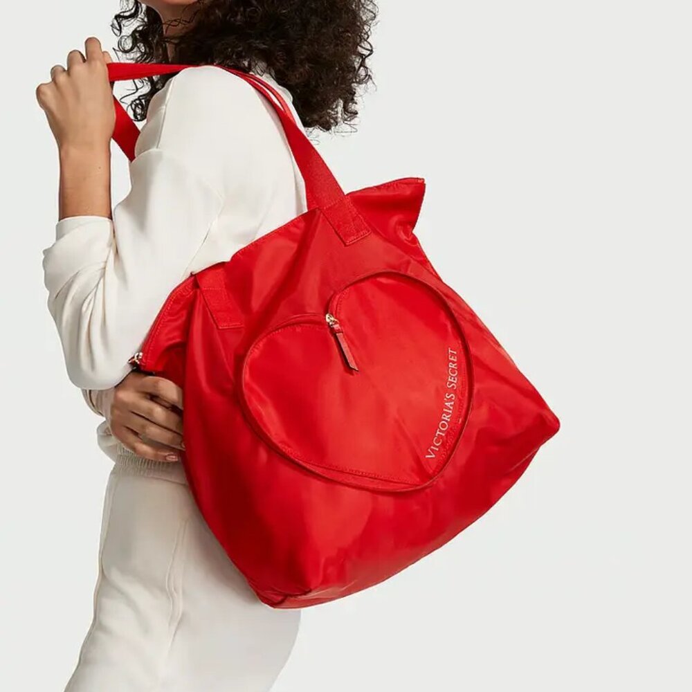 Victoria's Secret Valentine Day Heart Packable Travel Tote